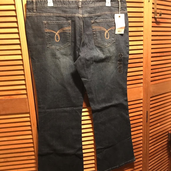 Indigo Threads Modern Fit Blue Denim Jeans - Picture 2 of 8